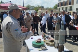 Köç karvanı Zəngilan şəhərinə çatıb, açarlar təqdim olunub - FOTO  - YENİLƏNİB 