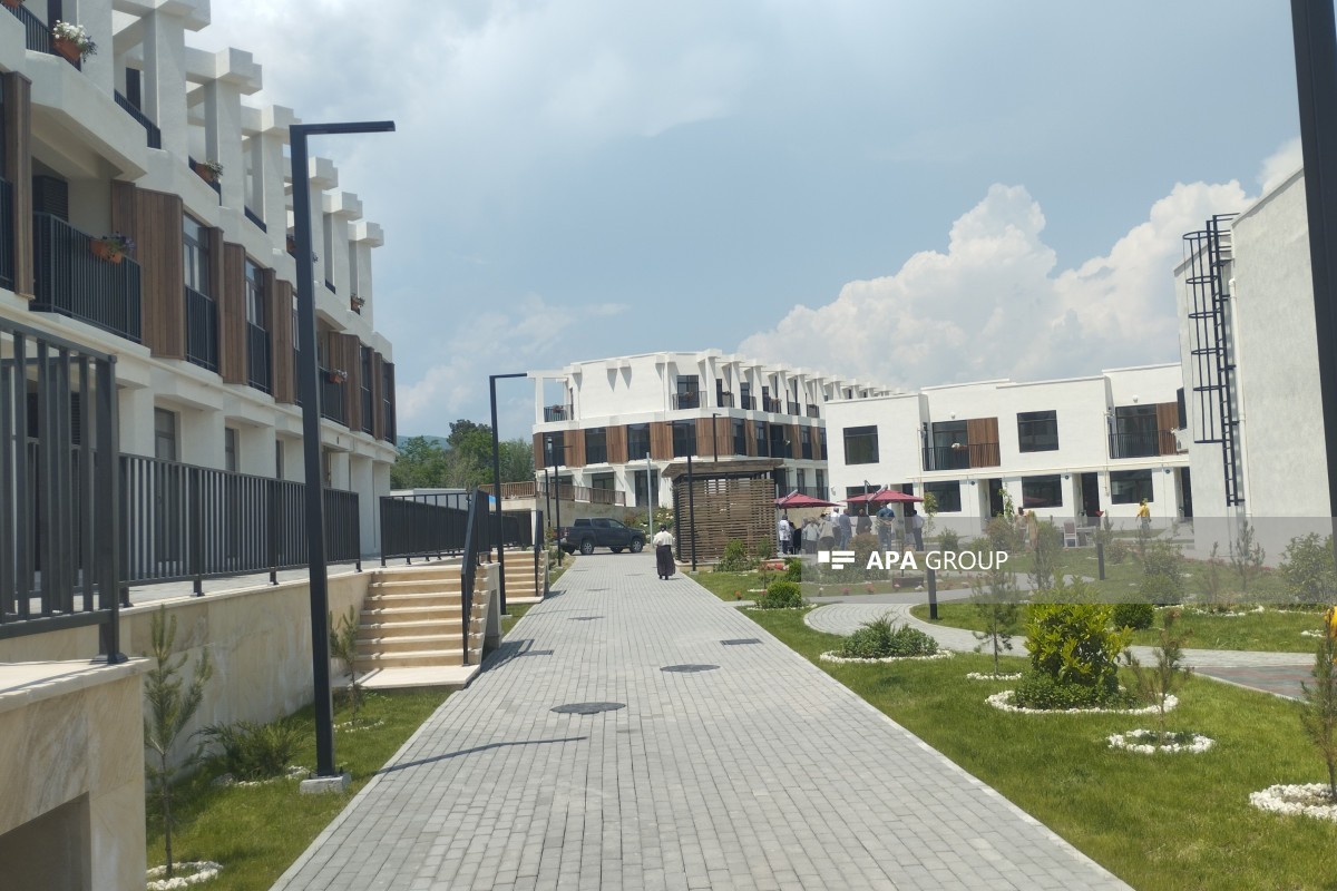 Zəngilanda 104 mənzilli ilk yaşayış kompleksində 12 bina inşa olunub - FOTO 