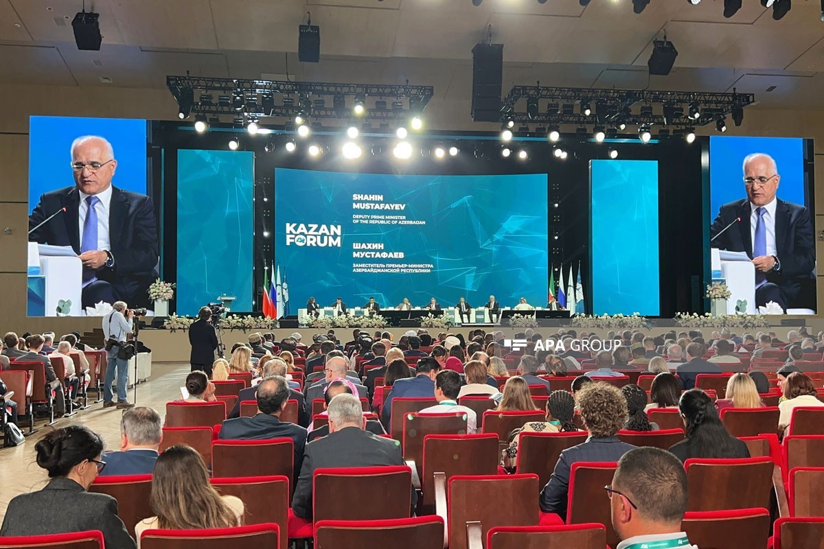 Azərbaycan XVII Kazan Beynəlxalq İqtisadiyyat Forumunda təmsil olunub - FOTO 