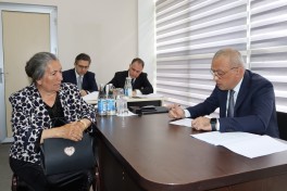 Zaur Mikayılov Naftalanda vətəndaşları qəbul edib