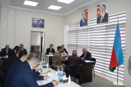 Zaur Mikayılov Naftalanda vətəndaşları qəbul edib