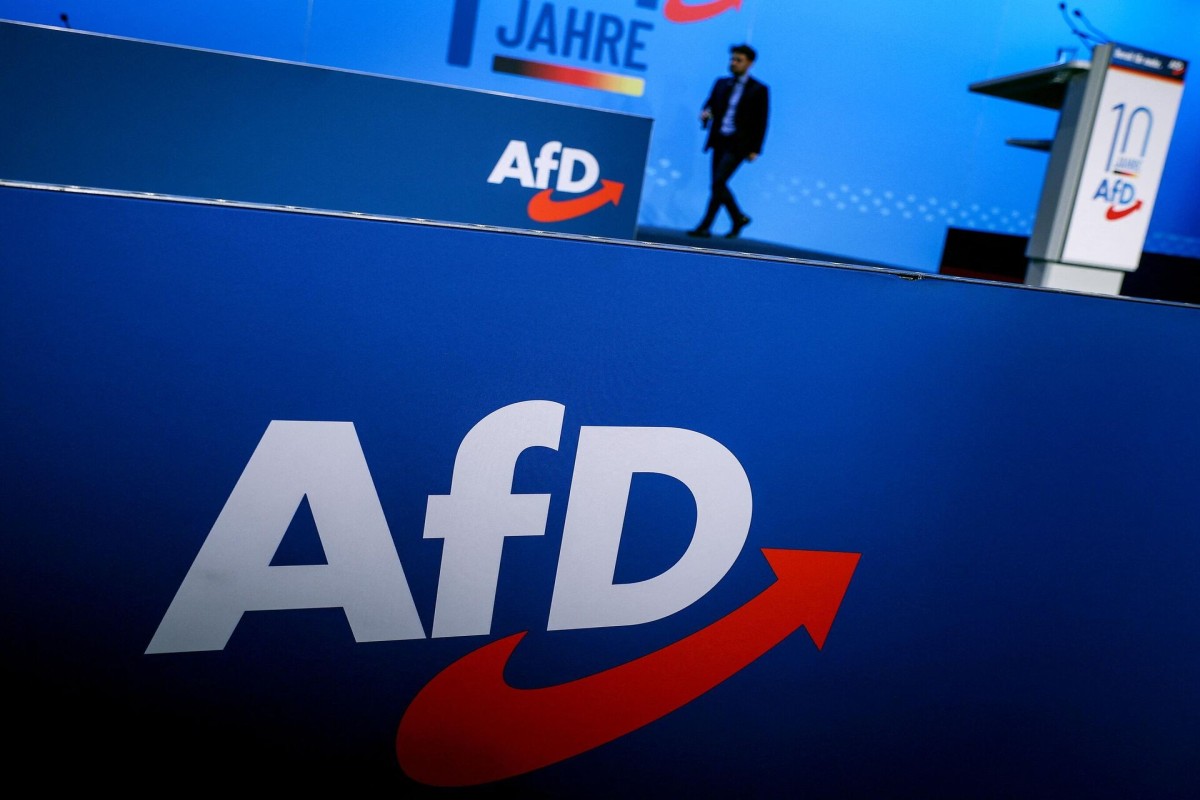 Almaniyada AfD partiyasının reytinqi rekord həddə çatıb