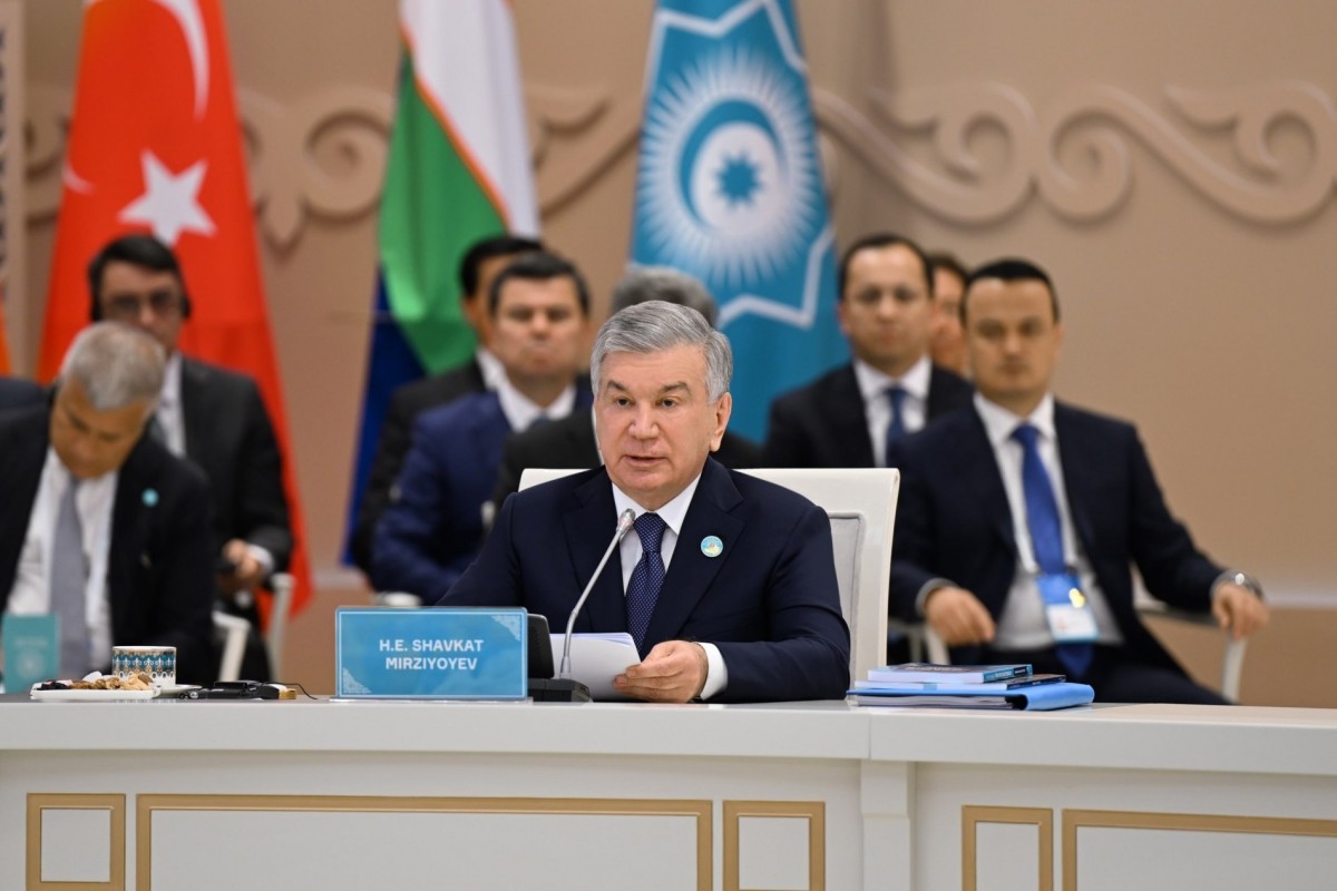 Özbəkistan Respublikasının Prezidenti Şavkat Mirziyoyev