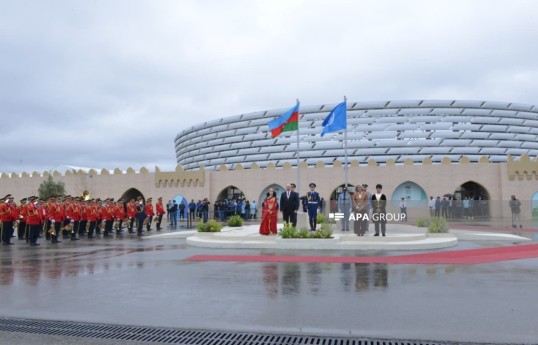 WUF13: BMT-nin və Azərbaycanın bayraqları qaldırılıb - FOTO 