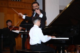 Qara Qarayev adına Mərkəzi İncəsənət Məktəbinin “İstiqlalın əbədi işığı” adlı konsert proqramı keçirilib - FOTO 