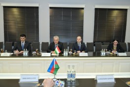 Emin Əmrullayev Tacikistanın təhsil və elm naziri ilə görüşüb