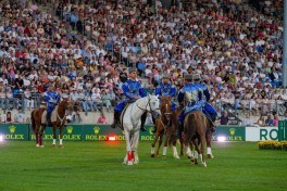 Qarabağ atları və milli musiqimiz Avropada  - VİDEO 