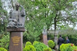 Tbilisidə Heydər Əliyevin və AXC qurucularının xatirələri anılıb - FOTO 