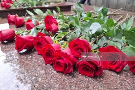 Tbilisidə Heydər Əliyevin və AXC qurucularının xatirələri anılıb - FOTO 