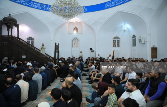 Gəncədə bayram namazı qılınıb