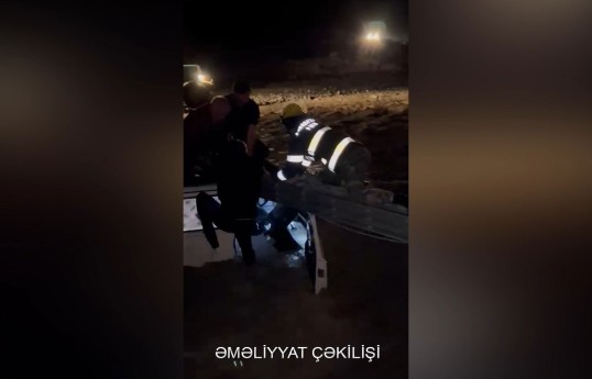 FHN: İsmayıllıda çayda köməksiz vəziyyətdə qalan 5 nəfər xilas edilib - YENİLƏNİB   - VİDEO 