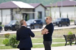 Prezident Xocalıda hərbçilər üçün nəzərdə tutulan fərdi evlərdə yaradılmış şəraitlə tanış olub - FOTO 