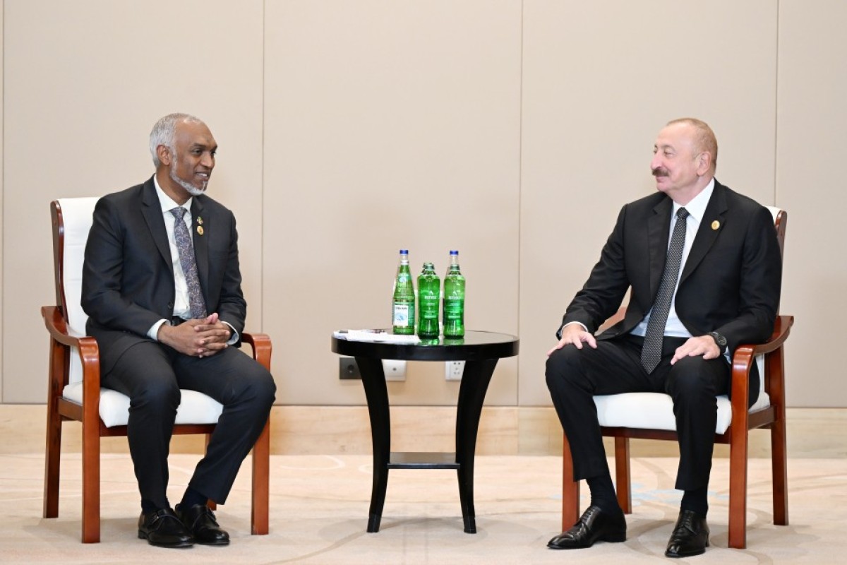 Maldiv Respublikasının Prezidenti Məhəmməd Muizzu və Azərbaycan Respublikasının Prezidenti İlham Əliyev