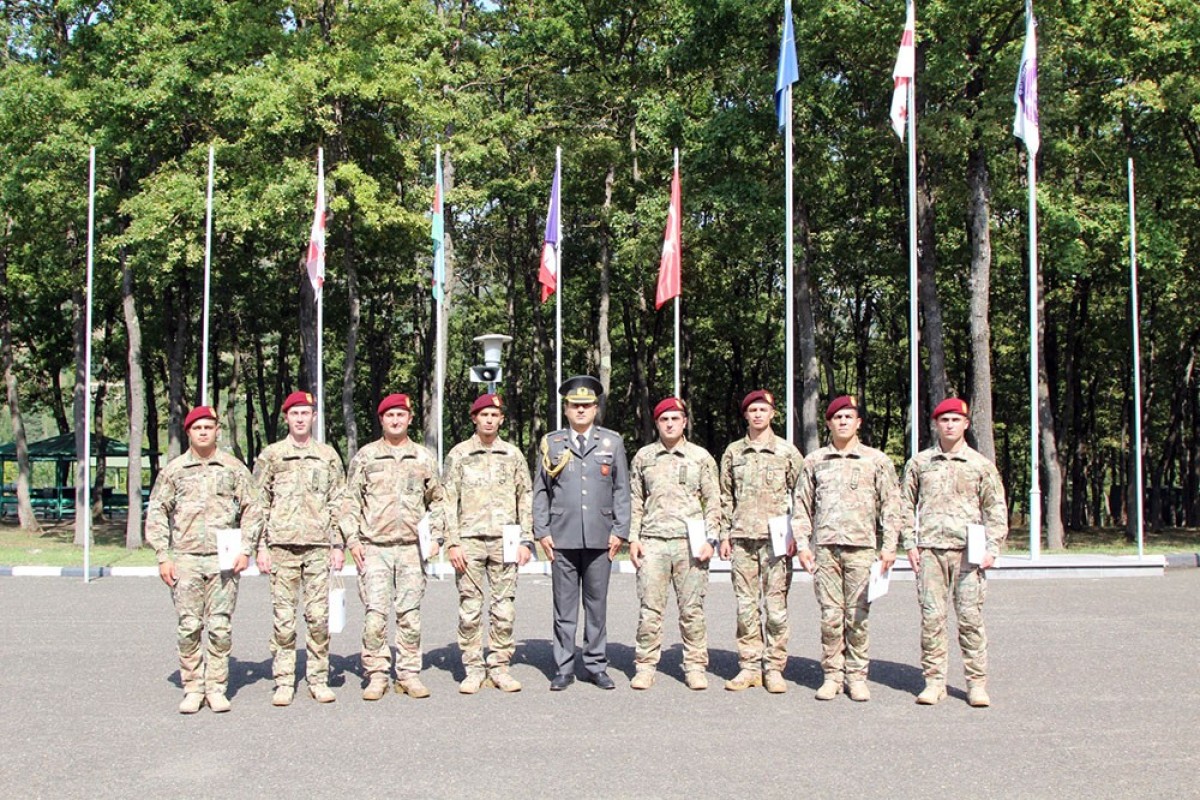 Azərbaycanın hərbi qulluqçuları Gürcüstanda keçirilən dağçılıq təlimində iştirak edib - <span class="red_color">FOTO