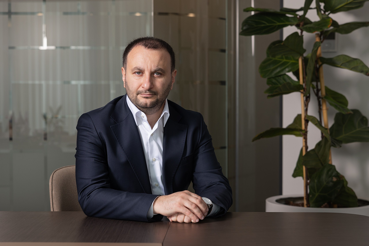 Kapital Bank-ın Xəzinədarlıq departamentinin direktoru Elşad İbrahimov