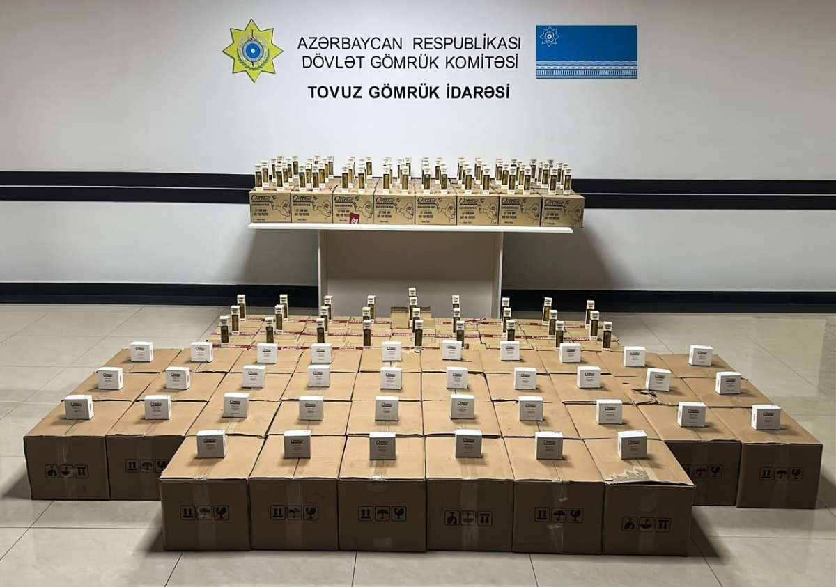 Gömrükdə bəyan edilməyən kosmetik vasitələrin ölkəyə gətirilməsinin qarşısı alınıb