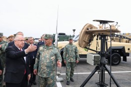Türkiyənin hərbi rəhbərliyi Şuşada təlimdə sursat və texnikalara baxış keçirib - FOTO 