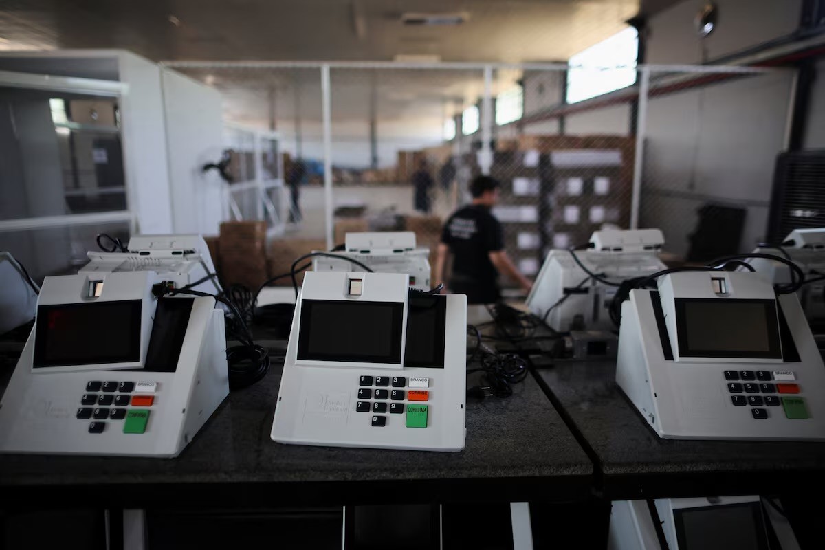 US halts consular services in Brazil over security concerns before election