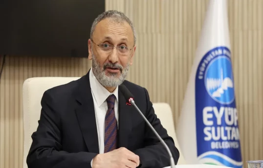Türkiyənin İstanbul şəhərində Eyüpsultan Bələdiyyəsinin sədri Mithat Bülent Özmen