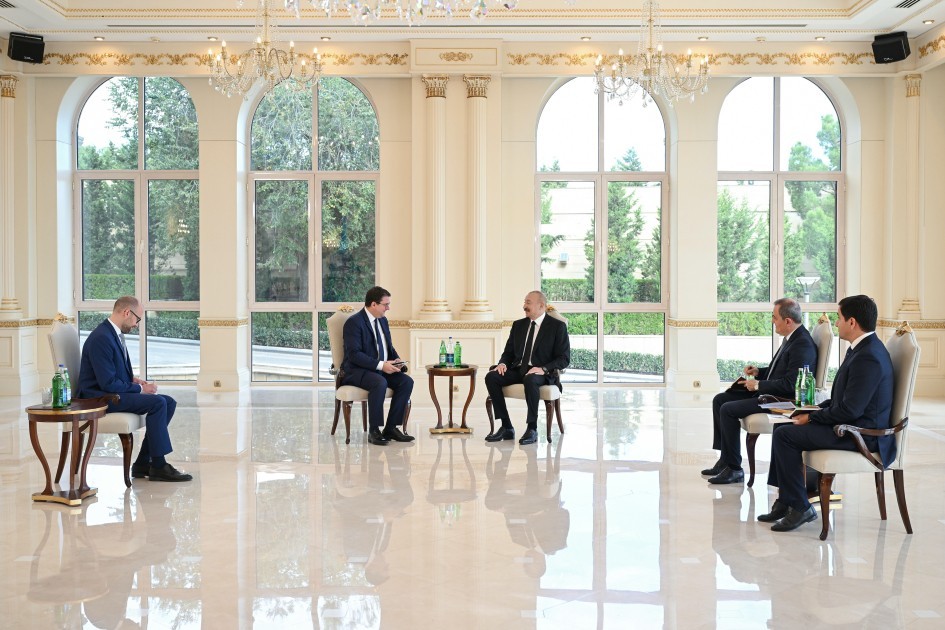 Prezident İlham Əliyev Avstriyanın Azərbaycanda yeni təyin olunmuş səfirini qəbul edib