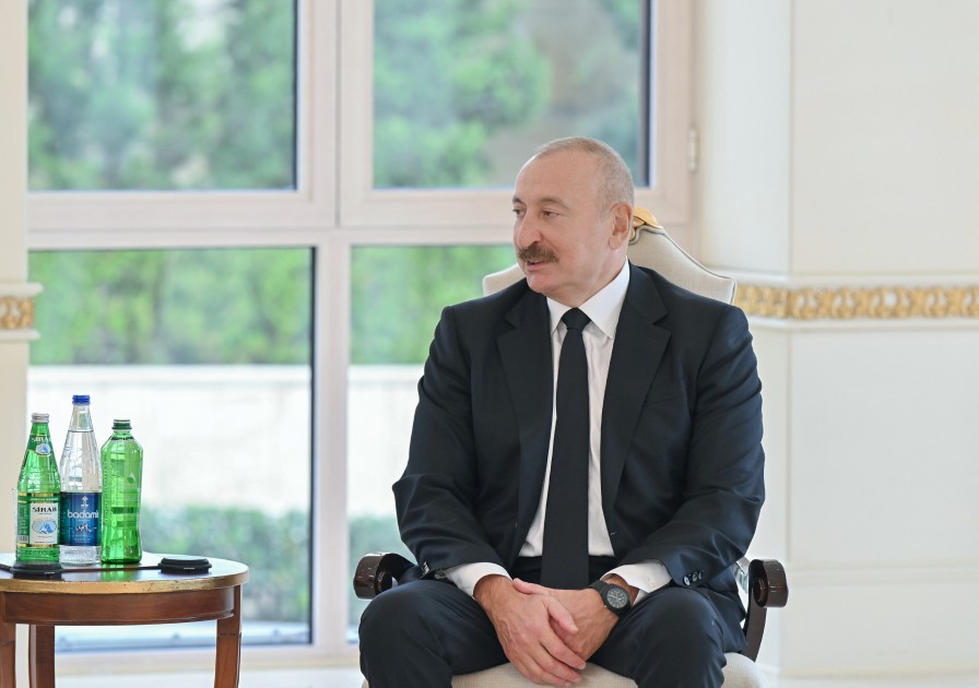 Prezident İlham Əliyev Malayziyanın yeni səfirini qəbul edib