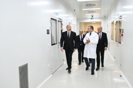 Prezident İlham Əliyev Pirallahı Sənaye Parkında dərman istehsalı müəssisəsinin açılışında iştirak edib - FOTO 