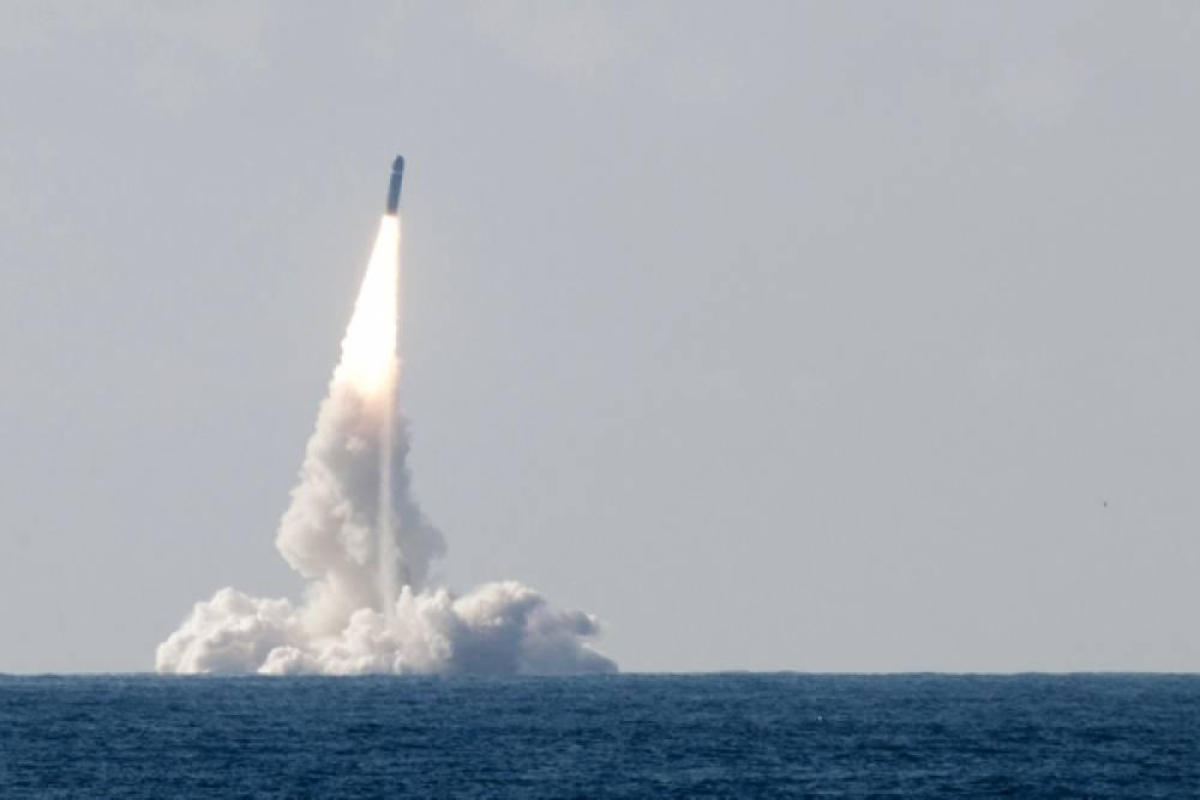 Fransa yeni ballistik raketinin sınaq buraxılışını həyata keçirib