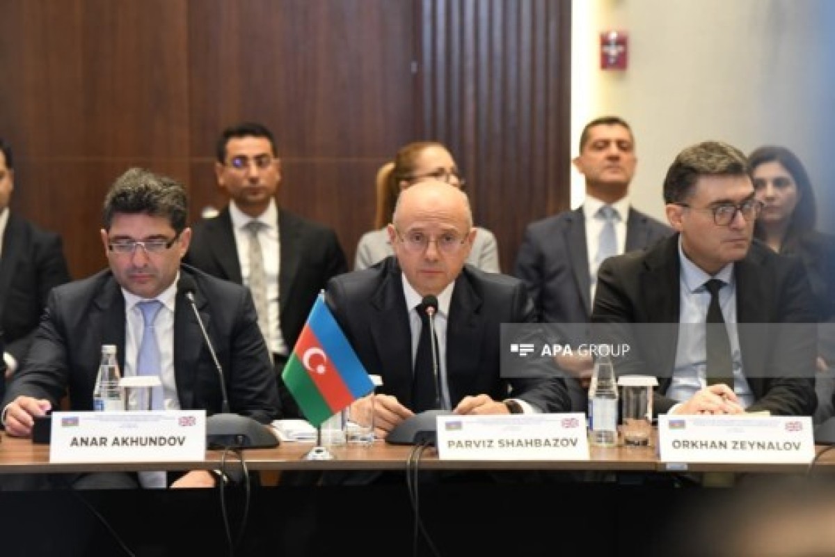 Azerbaijan invites UK to participate in green energy corridor projects