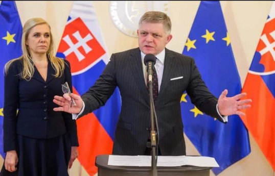Slovakiyanın Baş naziri Robert Fitso