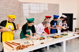 Ukraynalı uşaqların Qəbələ, Şamaxı və Şəkiyə ekskursiyası təşkil edilib