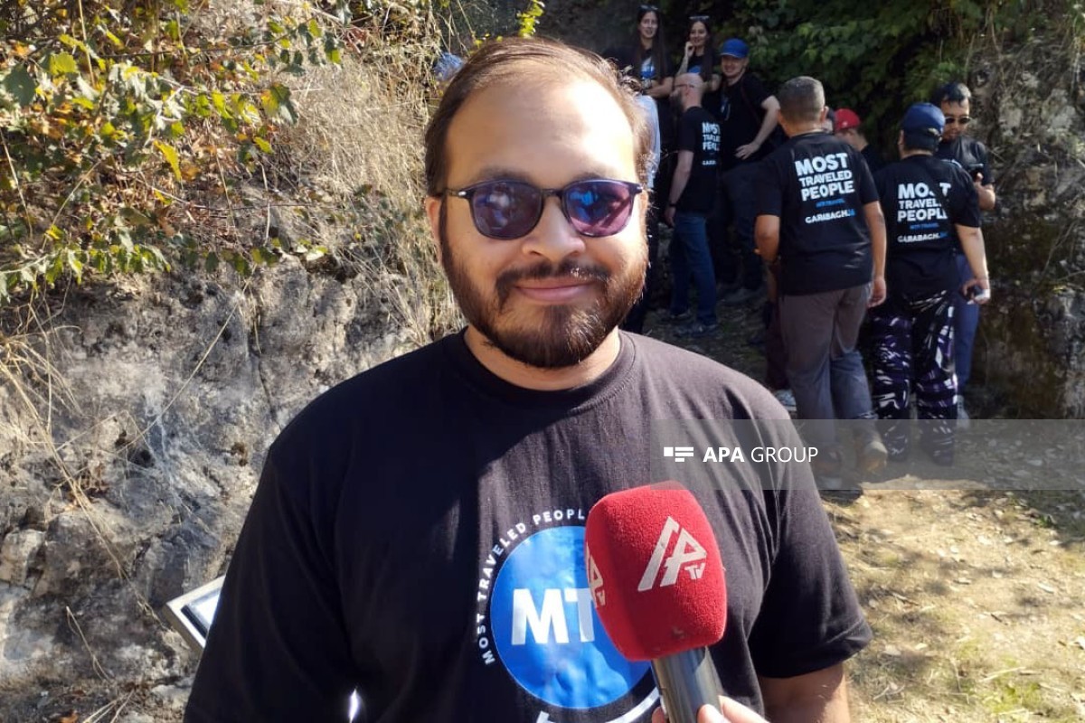 Banqladeşdən olan səyyah Raiiq Ridwan