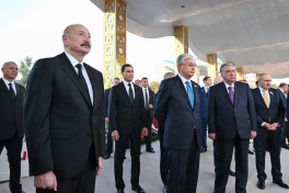 Prezident İlham Əliyev MDB Ölkələrinin Milli Kulinariya Festivalı ilə tanış olub, rəsmi qəbulda iştirak edib