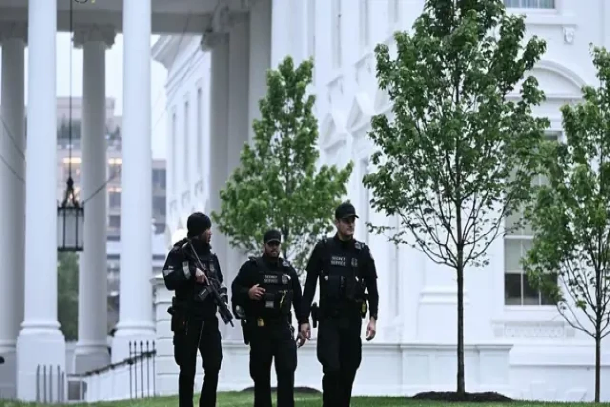 СМИ: Охрана суда в США застрелила вооруженного человека