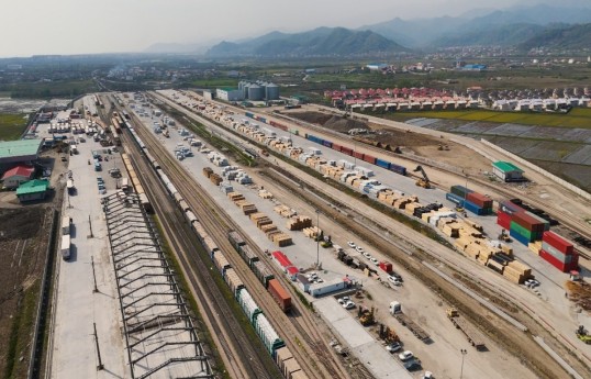 Astara Terminalında yük aşırmaları 33% artıb