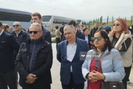 İtkinlərlə bağlı IV Beynəlxalq Konfransın iştirakçıları Xocalı Soyqırımı Memorial Kompleksini ziyarət edib - FOTO 