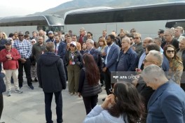 İtkinlərlə bağlı IV Beynəlxalq Konfransın iştirakçıları Xocalı Soyqırımı Memorial Kompleksini ziyarət edib - FOTO 