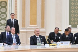 Türkmənbaşıda MDB Dövlət Başçıları Şurasının geniş tərkibdə iclası keçirilib, Prezident tədbirdə iştirak edib - YENİLƏNİB 