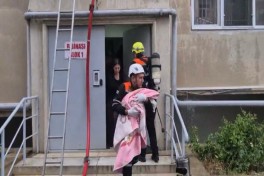 Ceyranbatan qəsəbəsində yaşayış binasında yanğın söndürülüb - YENİLƏNİB  - VİDEO  - FOTO 