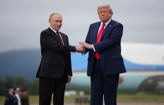 Rusiya Prezidenti Vladimir Putin və ABŞ Prezidenti Donald Tramp