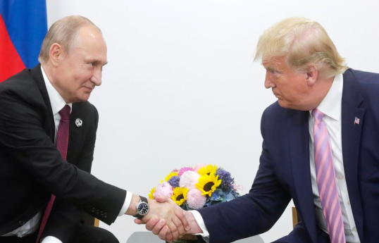 Rusiya Prezidenti Vladmir Putin və ABŞ Prezidenti Donald Tramp