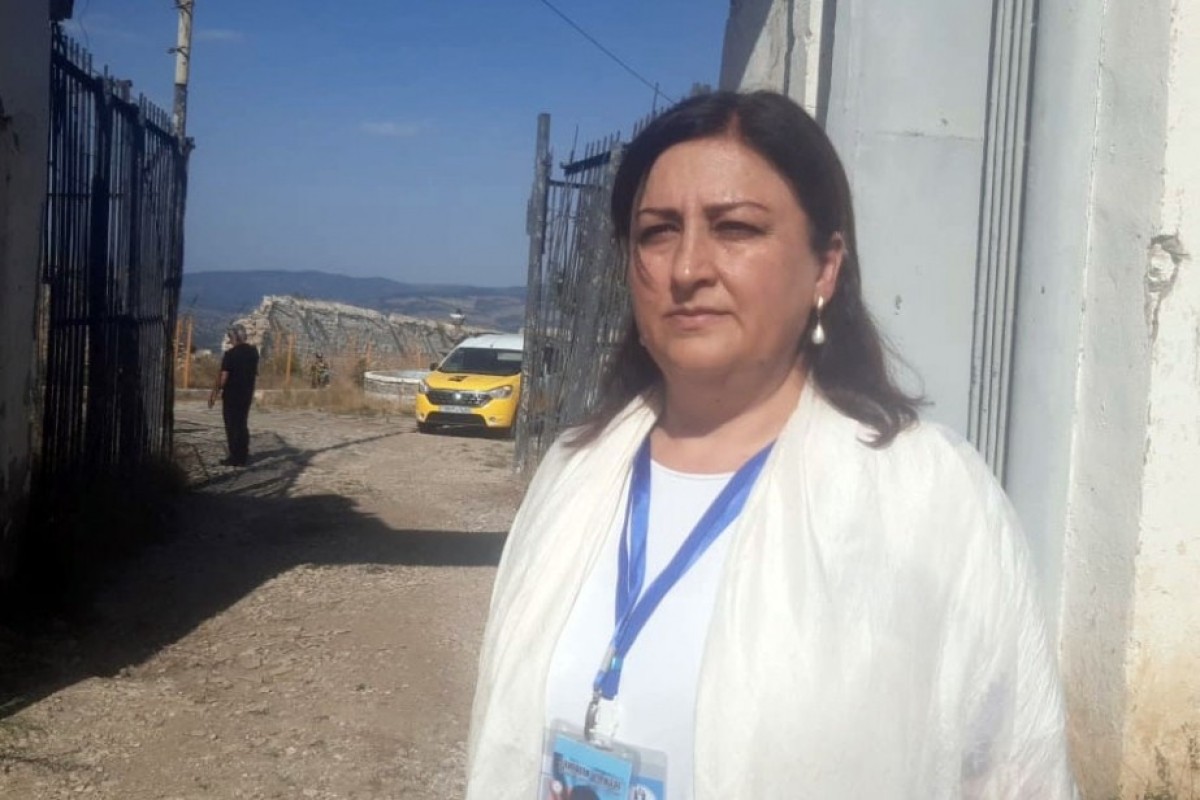 Könül Behbudova: Məktəblərdə müəyyən edilmiş geyim qaydalarına riayət edilməlidir