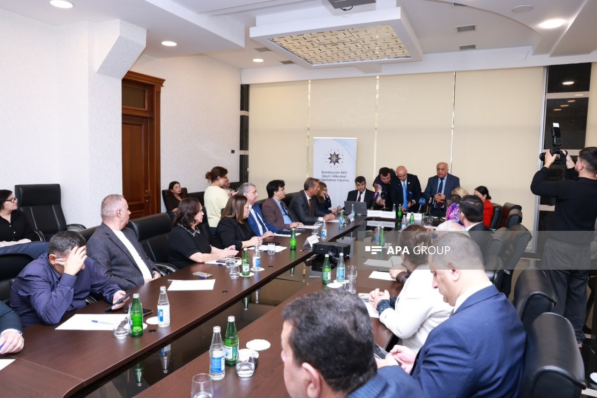 QHT-lər dezinformasiyaya qarşı mübarizə mövzusunda ictimai müzakirə keçirib, bəyanat səsləndirilib