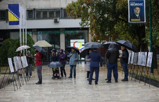 Sarayevoda mina qurbanlarına həsr olunmuş növbəti ekspozisiya keçirilib
