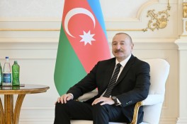 Prezident İlham Əliyevin Kamboca Baş naziri ilə məhdud tərkibdə görüşü olub