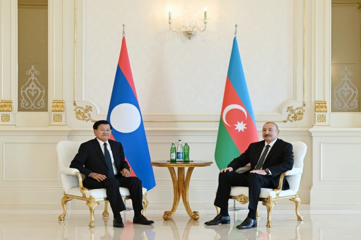 Laos Xalq Demokratik Respublikasının Prezidenti Thonqlun Sisulit, Prezident İlham Əliyev