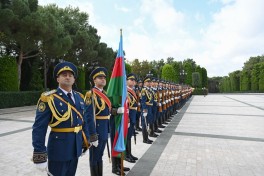Laos Prezidentinin Bakıda rəsmi qarşılanma mərasimi olub