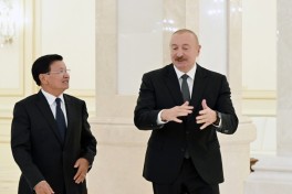 Prezident İlham Əliyevin adından Laos Prezidentinin şərəfinə rəsmi nahar verilib