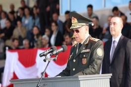 FHN-in Akademiyasında gənc kursantların hərbi andiçmə və məzunların buraxılış mərasimi keçirilib - VİDEO 