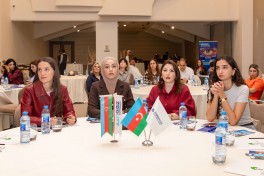 "Azərbaycan Sənaye Sığorta" Ümumdünya Görmə Günü münasibətilə maarifləndirici tədbir keçirib