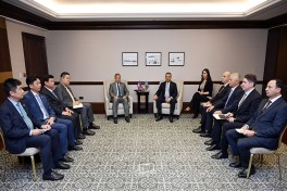 Zakir Həsənov Kambocanın Baş naziri ilə görüşüb